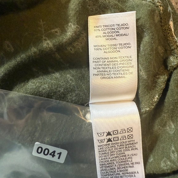 Lucky Brand Women’s Plus Sleeveless Top Size 1X - Picture 8 of 8